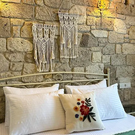 Mythos Alacati Çeşme